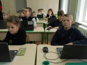 Підтримка шкіл, фото управління преси Криворізького міськвиконкому 