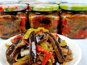 Оригінальний салат Кадіча: рецепт з баклажанів - фото з відкритих джерел