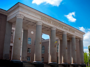 Фото із вільних джерел