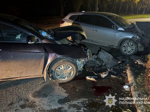 Не поділили дорогу: у Кривому Розі через вечірню аварію до лікарні потрапили пʼятеро людей