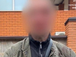 Криворіжці затримали чоловіка, який скоїв крадіжку у храмі