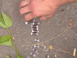 Криворізькі правоохоронці викрили двох збувачів наркотиків