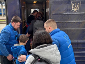 Евакуація мешканців, фото пресслужби Дніпропетровської ОВА