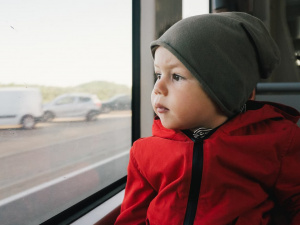 Евакуація дітей, фото з відкритих джерел 