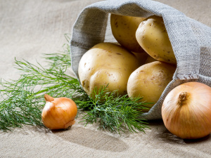 Картопля та цибуля: чому вони вороги у коморі - фото з відкритих джерел