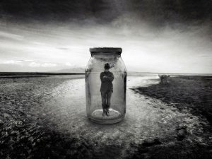 Почуття в банці - фото з відкритих джерел