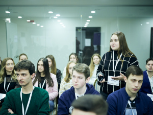 Фото Гончаренко центру