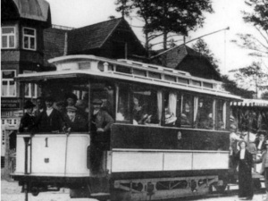 Перший електричний трамвай - фото з відкритих джерел