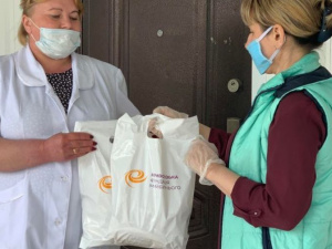 Разом проти коронавірусу: більше 2 500 захисних масок отримали мешканці Широківського району від волонтерів