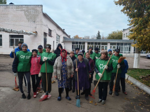 Співробітники ГС «Зелений Центр Метінвест» разом із небайдужими українцями продовжують організовувати осінні прибирання у Кривому Розі