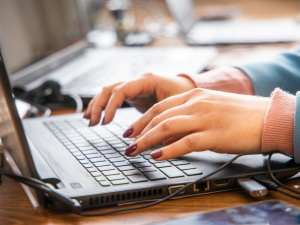 Криворіжцям нагадали, як вберегтися від інтернет-шахраїв (КОРИСНО)