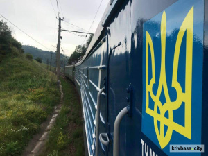 Є зайві квитки: як працює криворізька залізниця у новорічні дні - розклад руху потягів