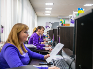 Мешканці Дніпропетровщини отримали понад 255 тисяч адмінпослуг у 2023 році: які найпопулярніші запити