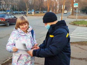 Криворізькі надзвичайники нагадують про необхідність дотримання карантинних заходів