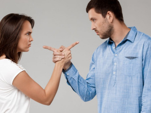 Сварка та пасивна агресія - фото з відкритих джерел