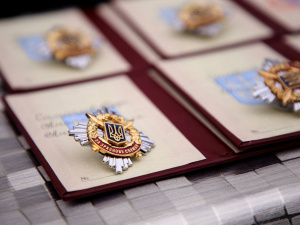 Микола Лукашук вручив нагороди військовослужбовцям Державної спеціальної служби транспорту