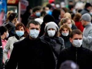 На вулицю - тільки у масці, у тому числі виготовленій самостійно!