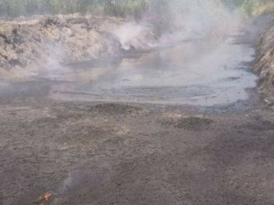 У Криворізькому районі через ворожий обстріл сталася пожежа