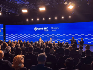 Європа уважно вивчає український досвід війни: про що говорили представники "Сталевого фронту" на GLOBSEC