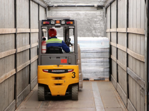 Кривий Ріг безкоштовно отримав воду від Моршинського заводу мінеральних вод 