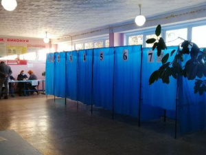 Кривий Ріг: спостерігачі ОПОРИ повідомляють про нові випадки порушення на виборчих дільницях Кривого Рогу