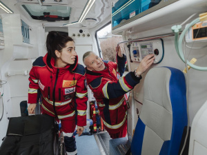Нові машини швидкої допомоги, фото пресслужби ДОР