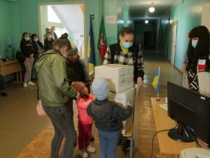 У Кривому Розі ВПО отримають зимовий одяг для своїх дітей (АДРЕСИ ПУНКТІВ)