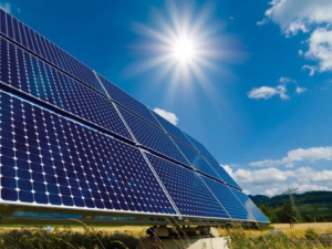 Сонячні електростанції, фото з відкритих джерел 