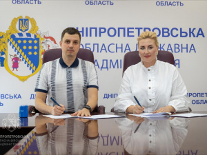 Благодійники допоможуть у відновленні навчальних закладів Дніпропетровщини, які постраждали від російських обстрілів