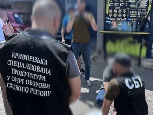 Обіцянка втечі за 10 тисяч доларів: криворіжця судитимуть за нелегальні переправи через кордон