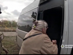 Над Новоолександрівкою кружляють FPV-дрони: група «Білі янголи» евакуюють цивільних 