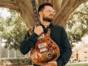 Заряджайся музикою: українські пісні для енергійного початку дня - фото з відкритих джерел 