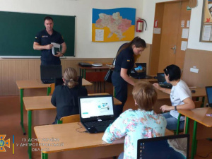 На Дніпропетровщині рятувальники посилили заходи безпеки для учасників мультипредметного тестування