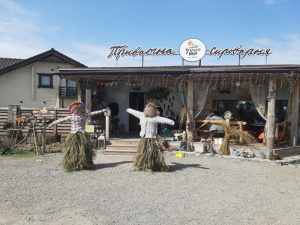 Ферма, що повертає до життя: ветеранське подружжя з Дніпропетровщини створили простір реабілітації