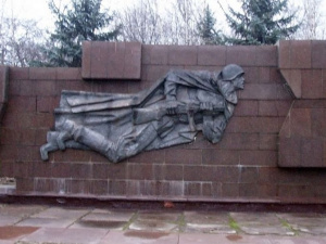 Братська могила радянських воїнів та комсомольців-підпільників. Фото із мережі Інтернетмогила радянських воїнів та комсомольців-підпільників. Фото із мережі Інтернет