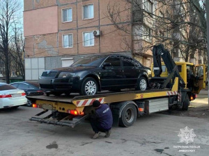 Увага! У Кривому Розі працює евакуатор: за яких обставин патрульні поліцейські евакуюють авто?
