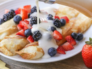 Масниця смачна: 17 популярних начинок для млинців