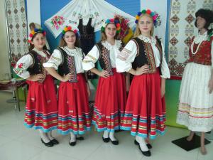 Український костюм як оберіг: символи, кольори та таємниці - фото з відкритих джерел