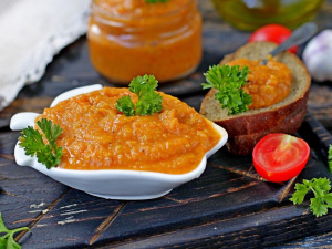 Літо в банці: як приготувати смачну кабачкову ікру вдома - фото з відкритих джерел