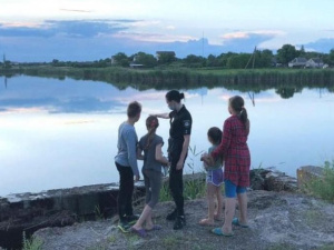 Правила безпечного відпочинку біля водойм: криворізька поліція інформує