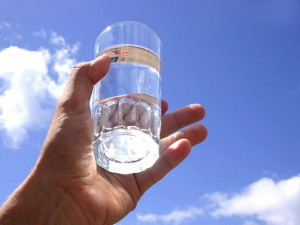 Питна вода, фото ілюстративне 