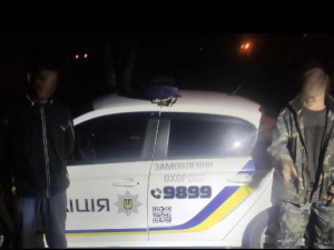 У Кривому Розі поліцейські охорони затримали чоловіків, що намагалися поживитися на металі