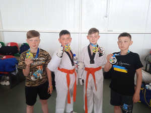 Криворізькі спортсмени вибороли медалі на Всеукраїнському турнірі з тхеквондо: який результат