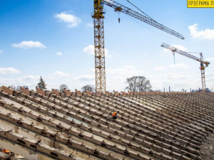 У Кривому Розі завершили підготовку до масштабної реконструкції стадіону «Металург»