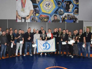 Змагання з грепплінгу: криворізькі гвардійці завоювали бронзу