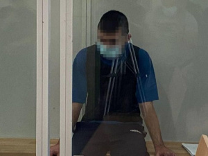 Підозрюваного у замаху на вбивство дворічного хлопчика арештовано у залі суду