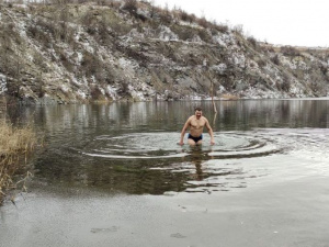 Прямо зараз: у Покровському районі святкують Водохреща