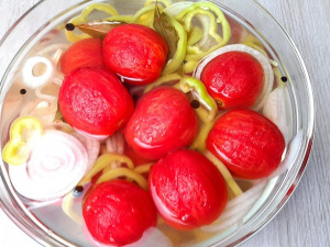 Голі помідори - одеський рецепт, фото з відкритих джерел