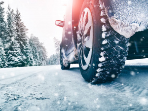 Як зимовий тиск у шинах впливає на керованість і гальмування - фото з відкритих джерел