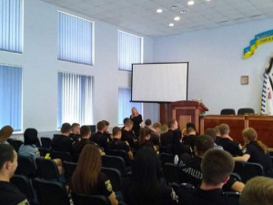 Протидія домашньому насильству: у Кривому Розі відбувся семінар з правоохоронцями